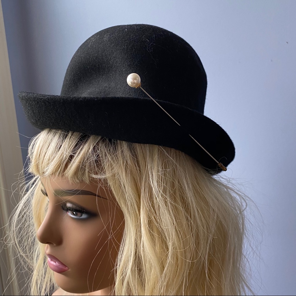 Black Commodore Hat